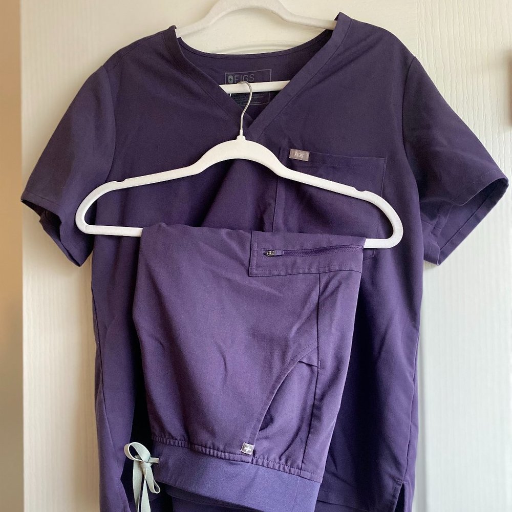 FIGS Scrubs Set - Purple Shadow - L/LP